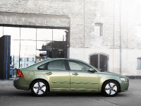 Volvo C30 1.6D DRIVe (2009) - picture 6 of 8