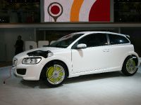 Volvo ReCharge Concept Frankfurt (2011) - picture 2 of 3