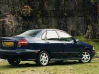 Volvo S40 (1996) - picture 2 of 2