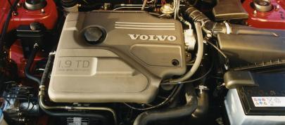 Volvo S40 (1997) - picture 4 of 4