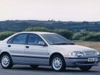 Volvo S40 (1998) - picture 3 of 4
