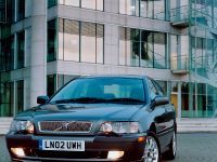 Volvo S40 (2002) - picture 2 of 2