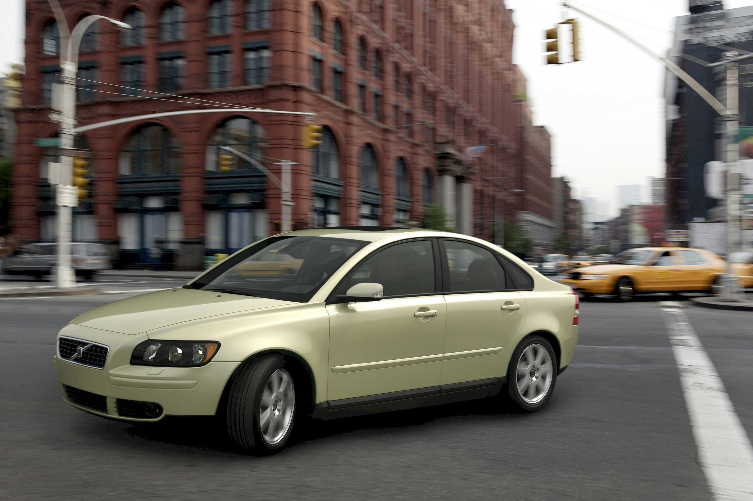 Volvo S40