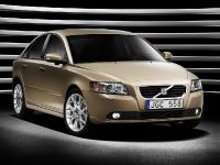 Volvo S40 and V50 (2008) - picture 3 of 8
