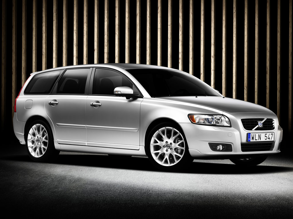 Volvo S40 and V50