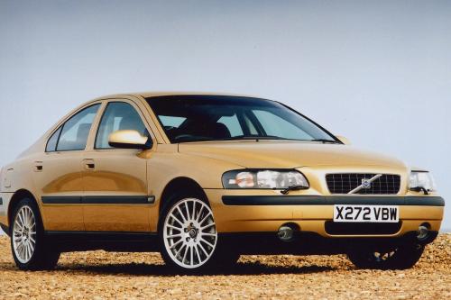 Volvo S60 (2000) - picture 1 of 7