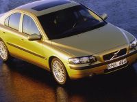 Volvo S60 (2000) - picture 5 of 7