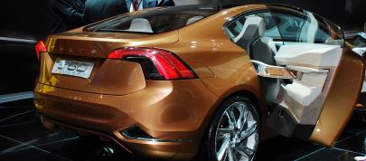 Volvo S60 Concept Detroit (2009) - picture 7 of 13