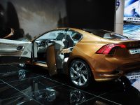 Volvo S60 Concept Detroit (2009) - picture 6 of 13