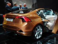 Volvo S60 Concept Detroit (2009)