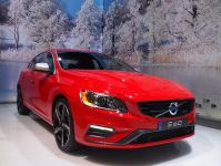 Volvo S60 Detroit (2015) - picture 2 of 2