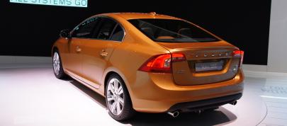 Volvo S60 Geneva (2010) - picture 4 of 4