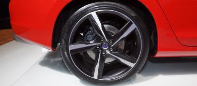 Volvo S60 R-Design New York (2013) - picture 4 of 4