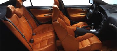 Volvo S60R (2002) - picture 4 of 4