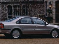 Volvo S80 (1998) - picture 2 of 2