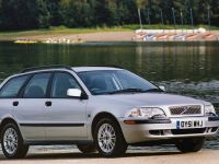 Volvo V40 (2001)