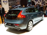 Volvo V40 Geneva (2012) - picture 2 of 2