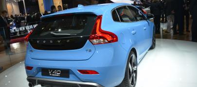 Volvo V40 R Design Paris (2012) - picture 4 of 4