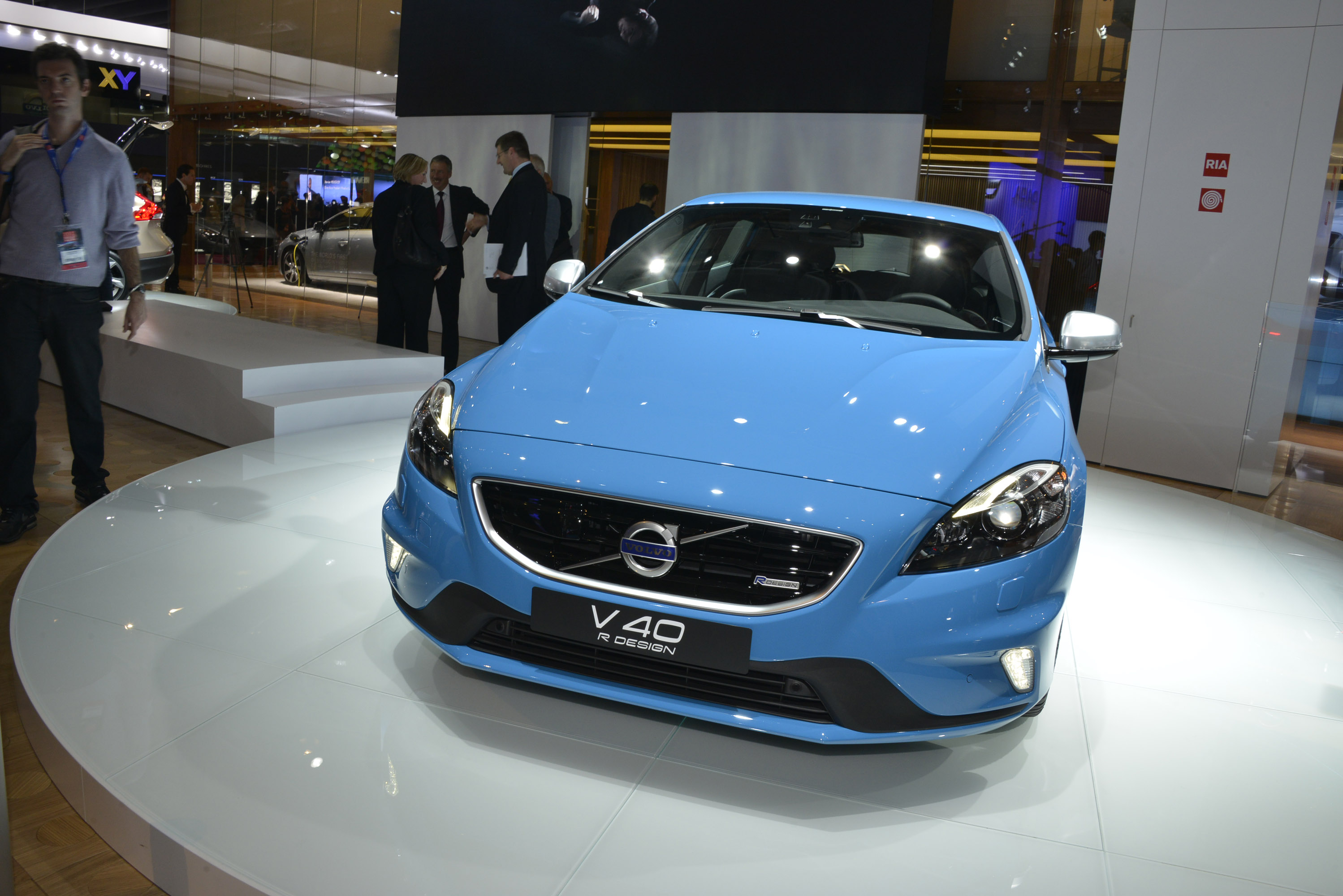 Volvo V40 R Design Paris