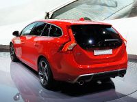 Volvo V60 Paris (2010)