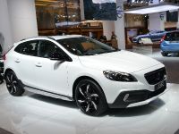 Volvo V60 Plug-In Hybrid Frankfurt (2013) - picture 2 of 7