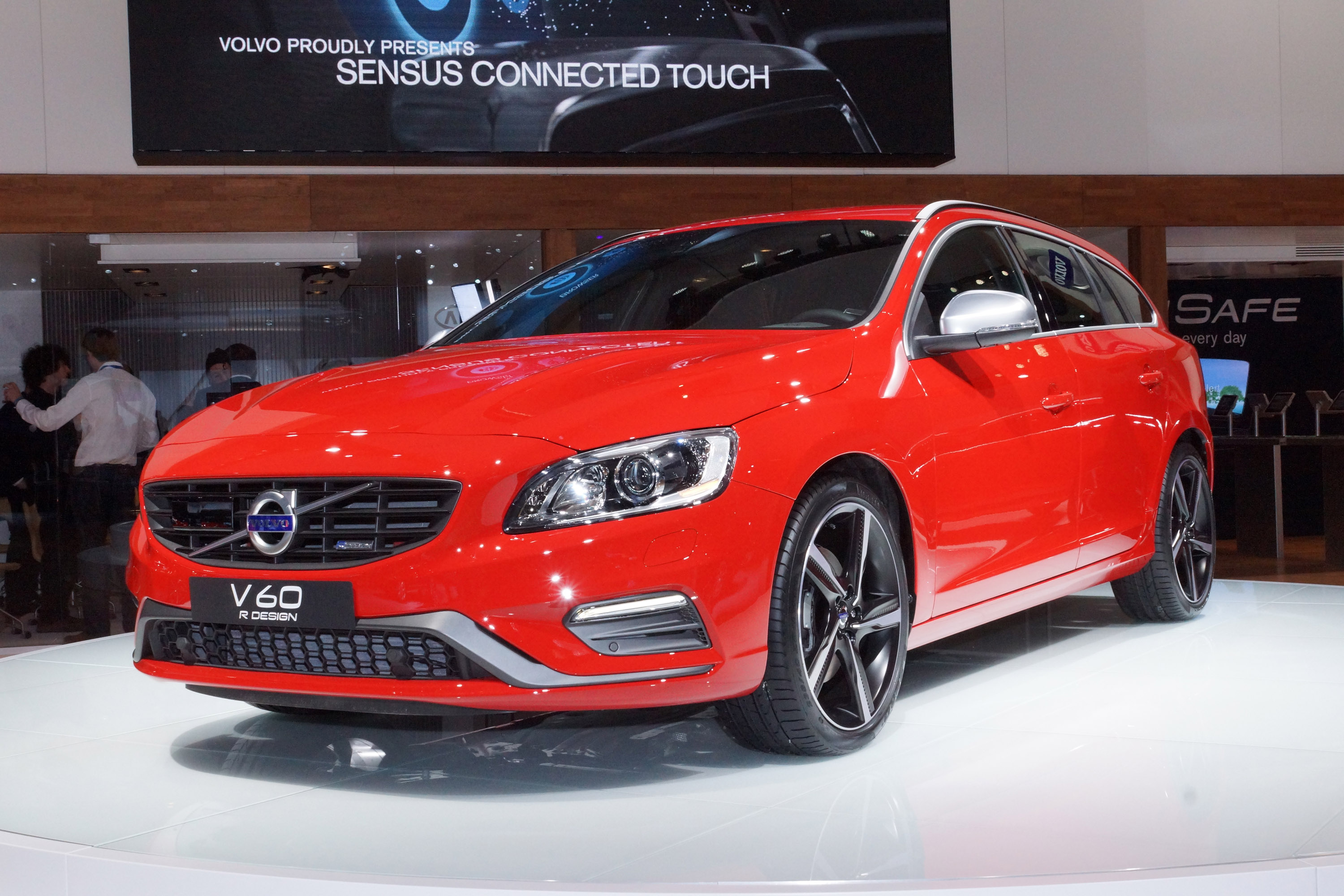 Volvo V60 R-Design New York