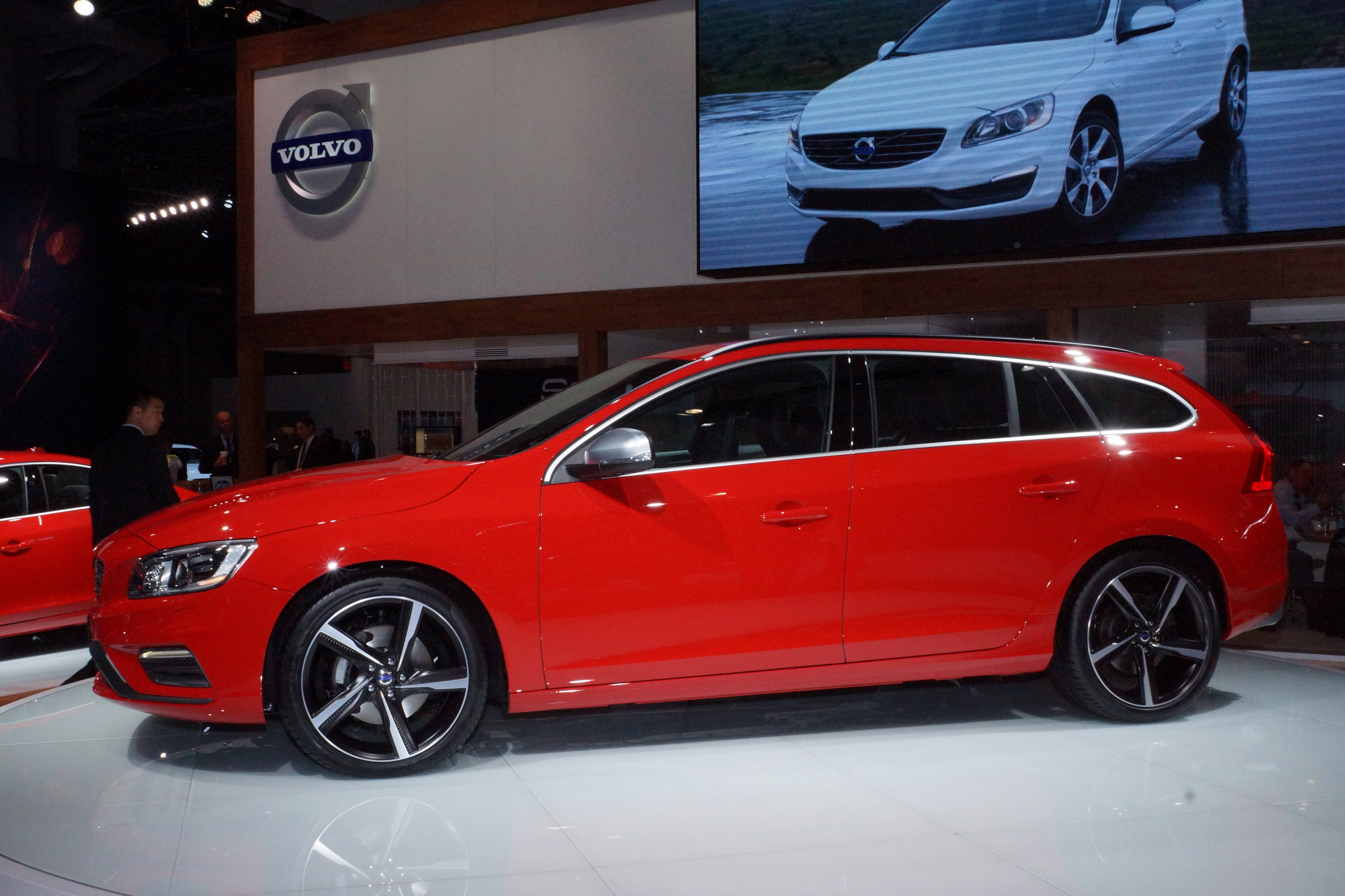 Volvo V60 R-Design New York