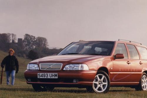 Volvo V70 (1998) - picture 1 of 4