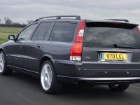 Volvo V70 R (2005) - picture 2 of 6