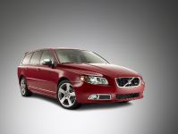 Volvo V70 R-DESIGN (2008) - picture 1 of 11