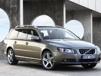 Volvo V70 (2008) - picture 1 of 6