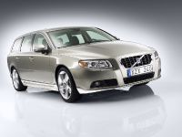 Volvo V70 (2008) - picture 4 of 6