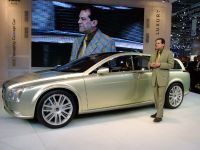 Volvo Versatility Concept Car (2003) - picture 2 of 4