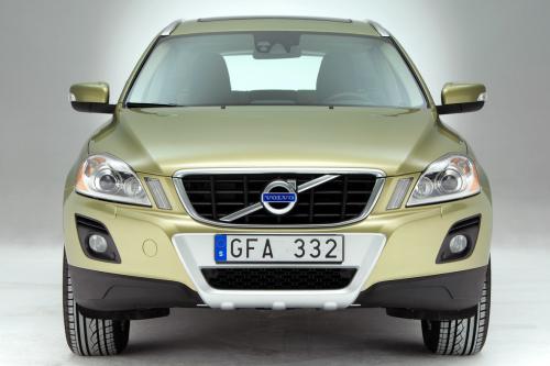 Volvo XC60 Goes On Tour (2009) - picture 1 of 4