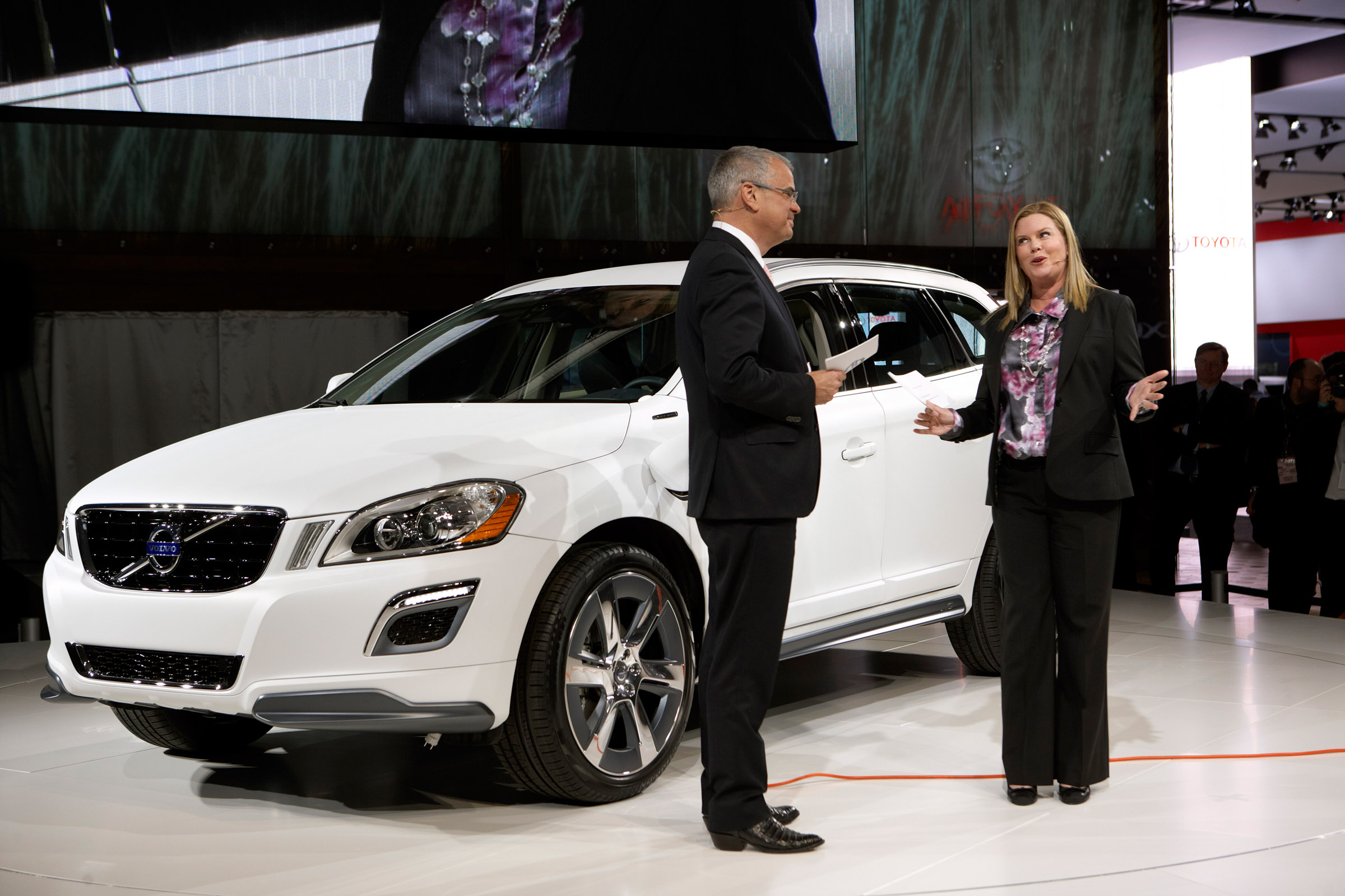 Volvo XC60 Plug-in Hybrid Concept Detroit