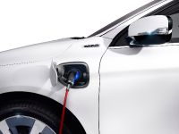Volvo XC60 Plug-in Hybrid Concept (2012) - picture 3 of 14