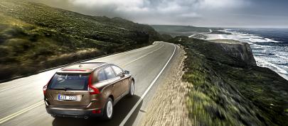 Volvo XC60 (2009) - picture 4 of 29