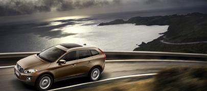 Volvo XC60 (2009) - picture 7 of 29