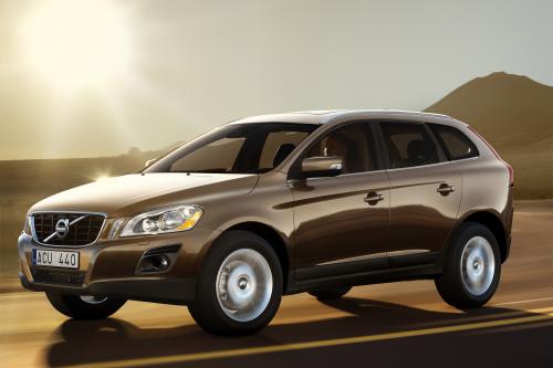 Volvo XC60 (2009) - picture 16 of 29