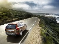 Volvo XC60 (2009) - picture 3 of 29