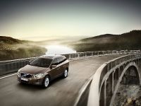 Volvo XC60 (2009) - picture 11 of 29