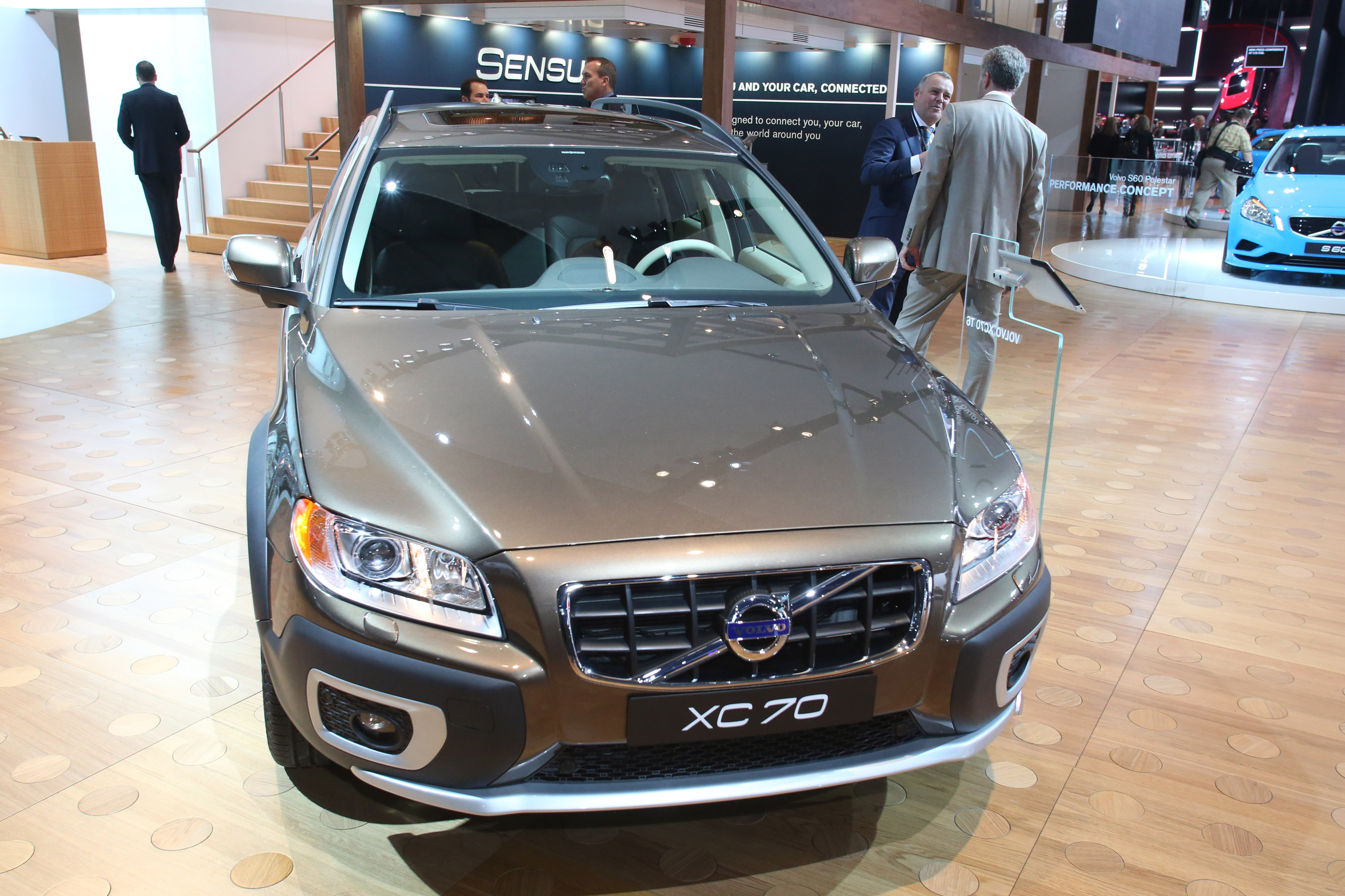 Volvo XC70 detroit