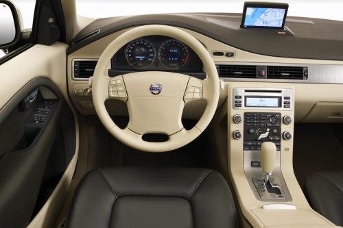 Volvo XC70 (2008) - picture 8 of 8