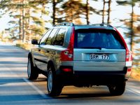 Volvo XC90 (2001) - picture 3 of 3