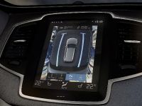 Volvo XC90 Intellisafe Solutions (2015) - picture 2 of 4