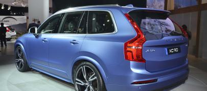 Volvo XC90 R Design Detroit (2015) - picture 7 of 10