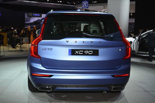Volvo XC90 R Design Detroit (2015) - picture 8 of 10