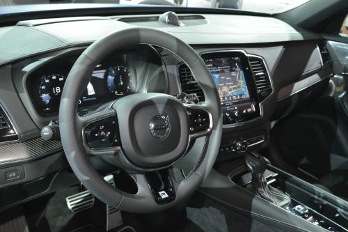 Volvo XC90 R Design Detroit (2015) - picture 9 of 10