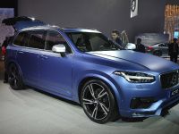 Volvo XC90 R Design Detroit (2015) - picture 2 of 10