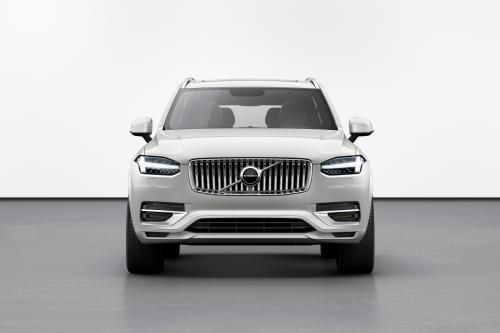 Volvo XC90 R-Design T8 Twin Engine (2020) - picture 1 of 10